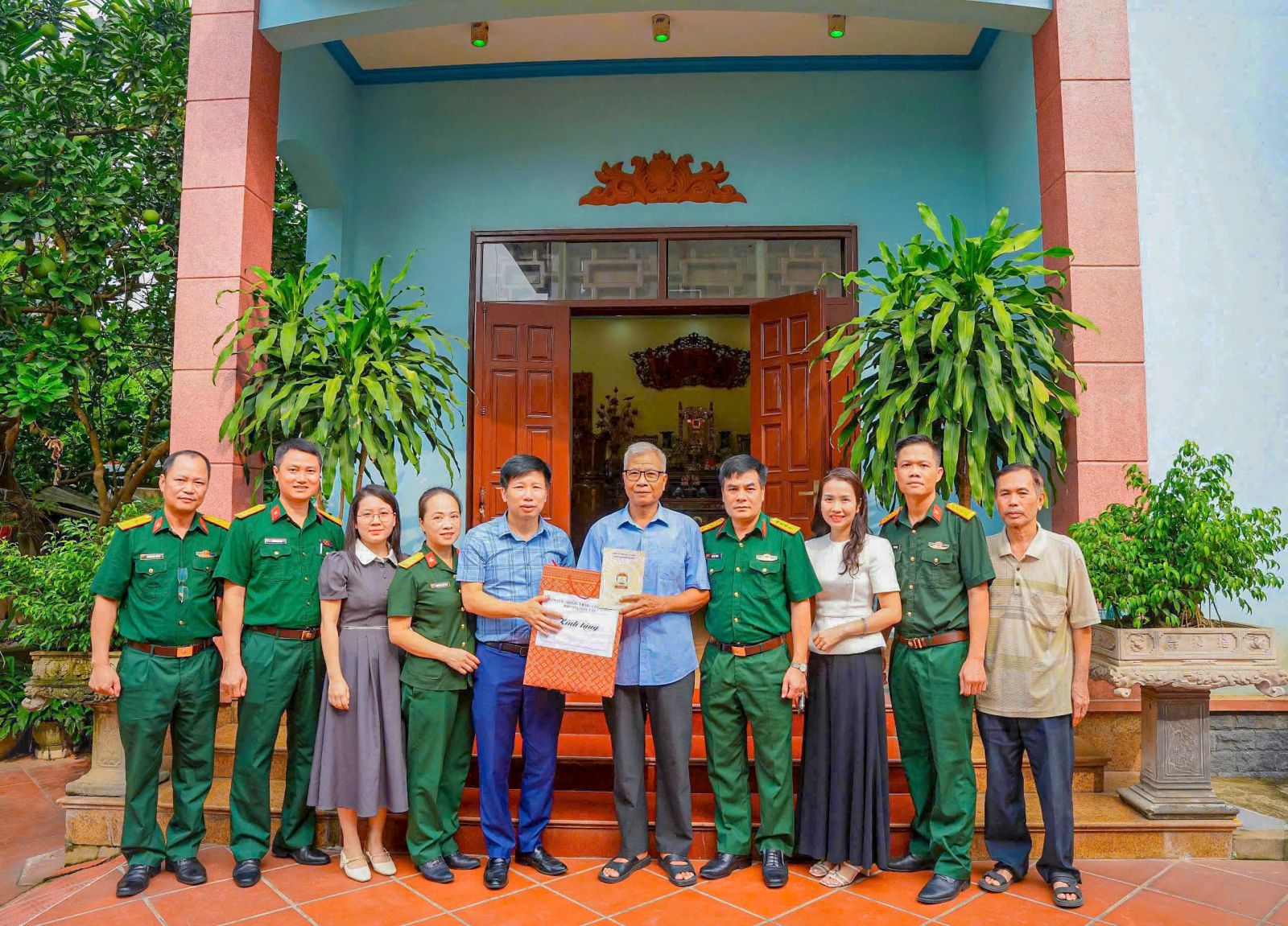 TRƯỜNG CAO ĐẲNG HẬU CẦN 1 TỔ CHỨC CÁC HOẠT ĐỘNG "ĐỀN ƠN ĐÁP NGHĨA" NHÂN KỶ NIỆM 79 NĂM NGÀY THƯƠNG BINH - LIỆT SĨ
