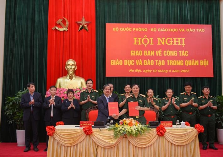 Tăng cường phối hợp giáo dục và đào tạo trong Quân đội